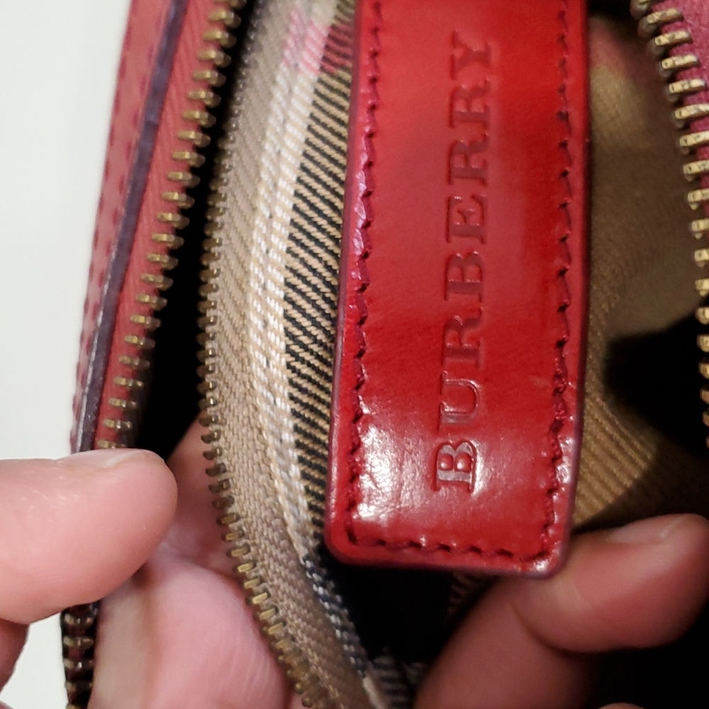 Authentic Burberry Red Leather Bag - Picture 5 of 6